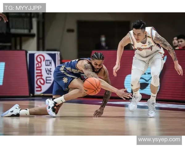 南京篮球队与上海篮球队赛后分析揭示力量对决的精彩瞬间与战术博弈