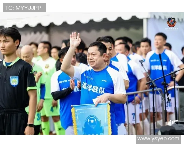 香港足球明星队在北京激情对决展现球技与团队精神